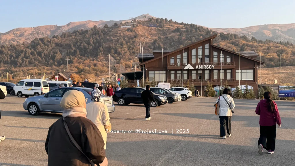 kemudahan di Puncak Amirsoy