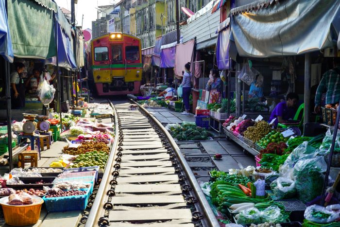 Maeklong Railway Market