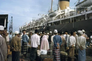 Pergi Haji Naik Kapal Laut